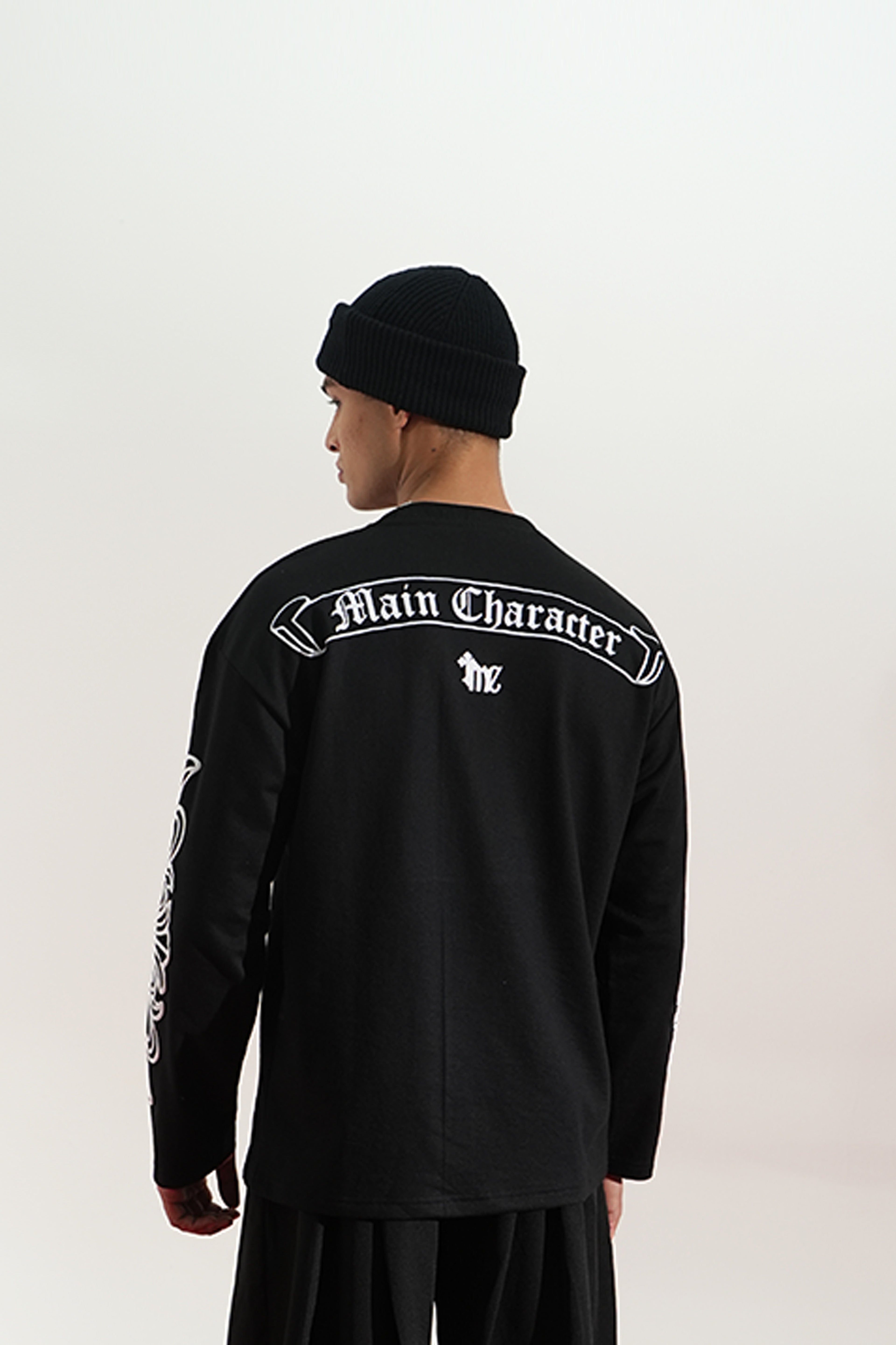 gid://shopify/Product/9622341124323