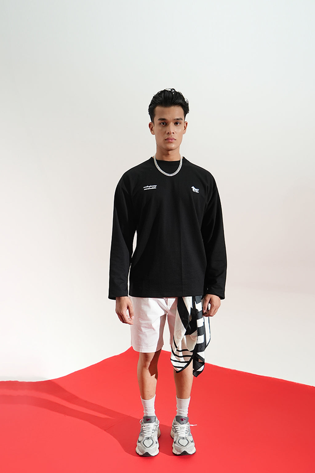 gid://shopify/Product/9622338044131