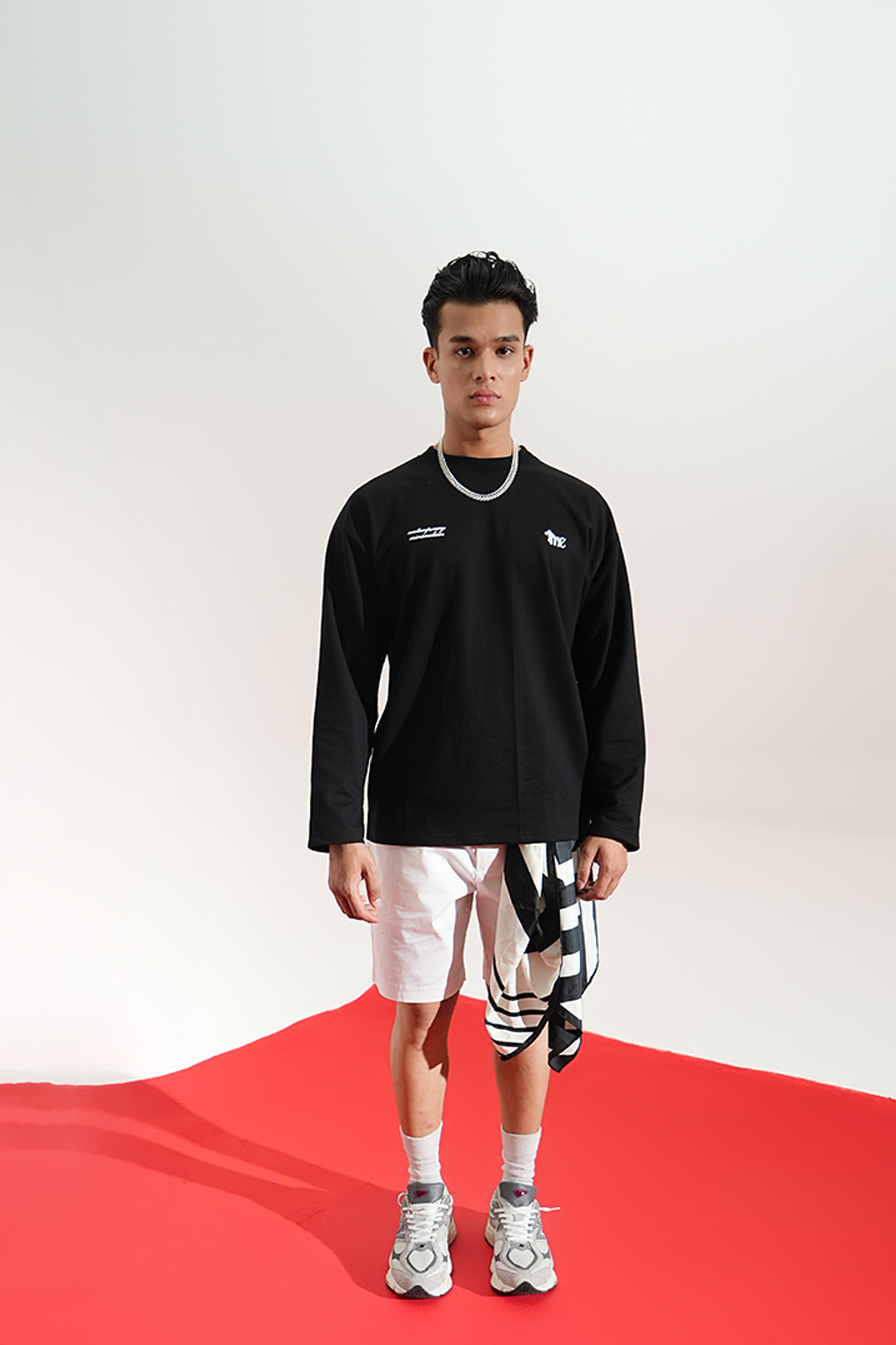 gid://shopify/Product/9622338044131