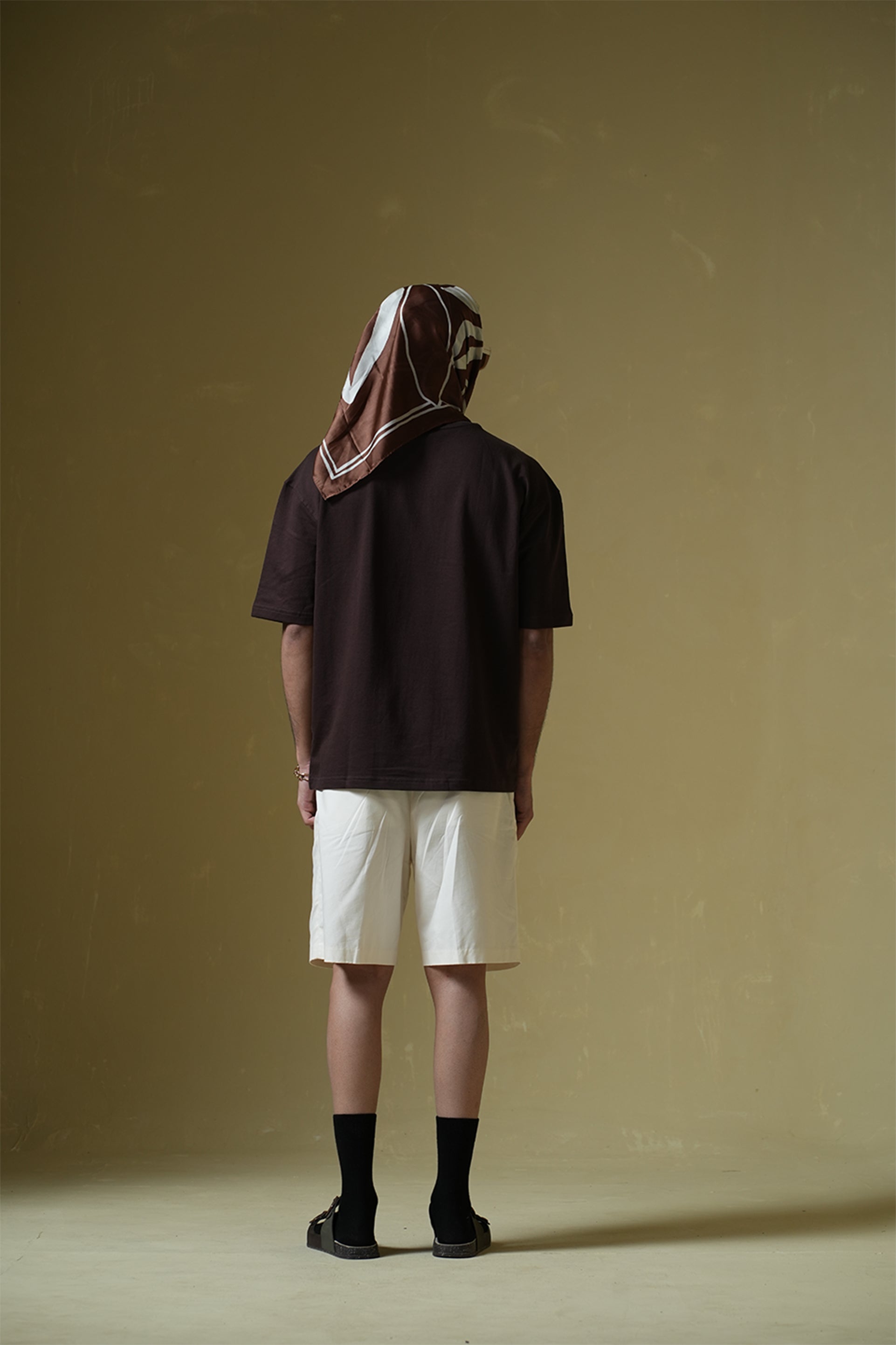 gid://shopify/Product/9622340010211