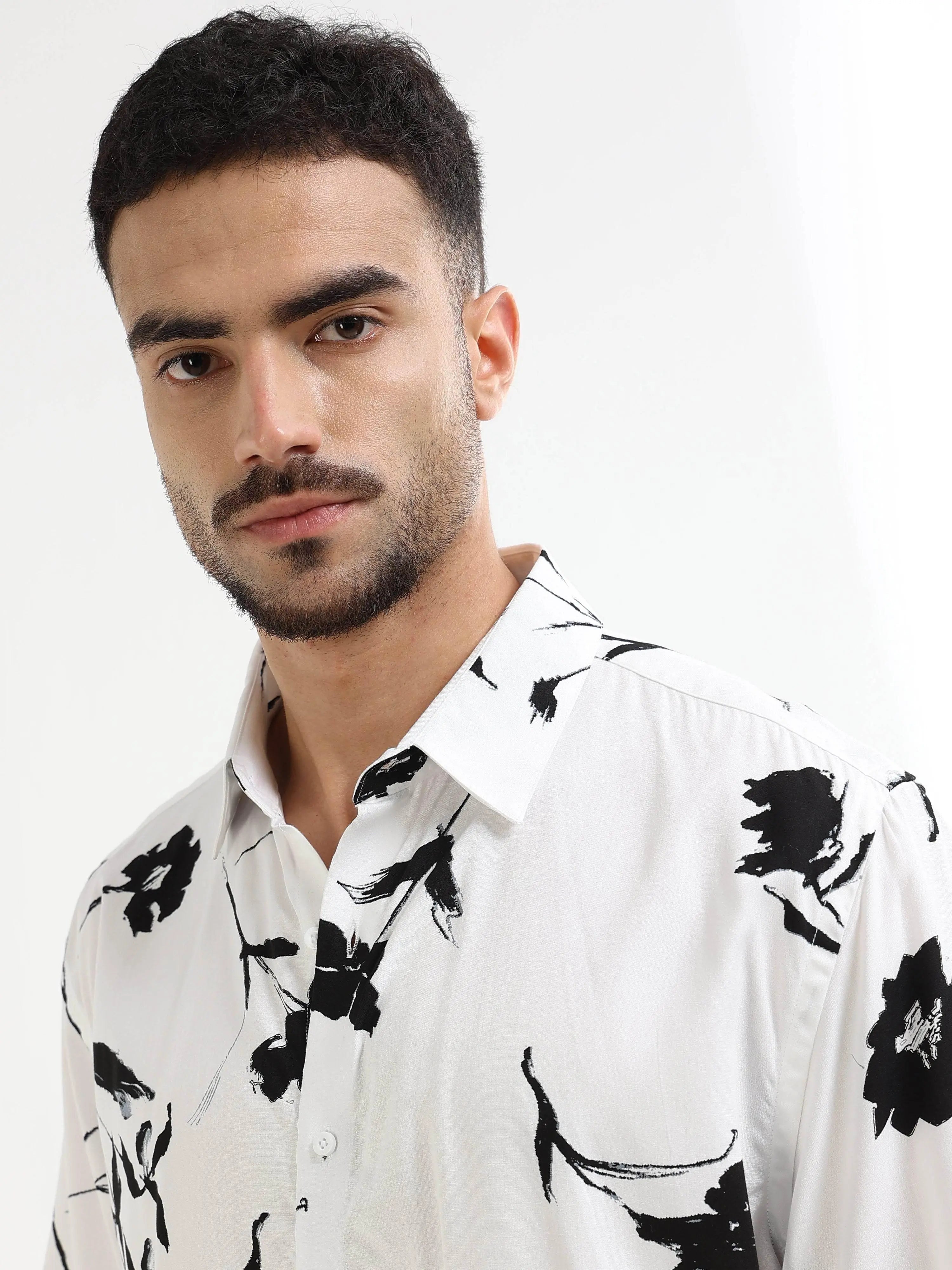 gid://shopify/Product/9622311862499