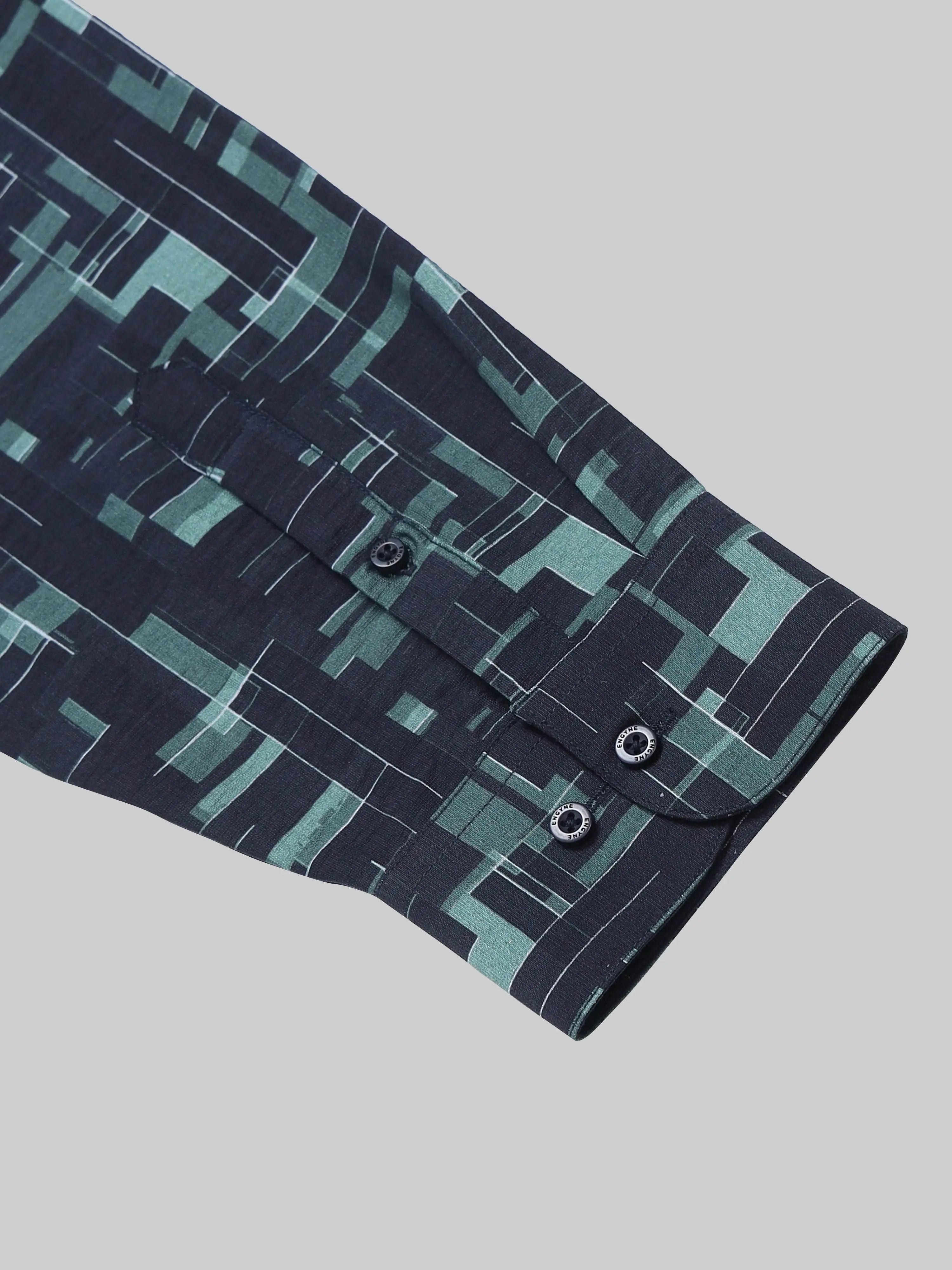 gid://shopify/Product/9622221783267