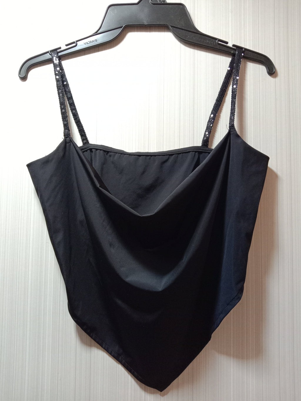 gid://shopify/Product/9622336831715