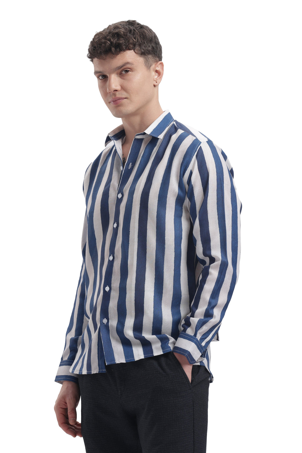 gid://shopify/Product/9622216474851