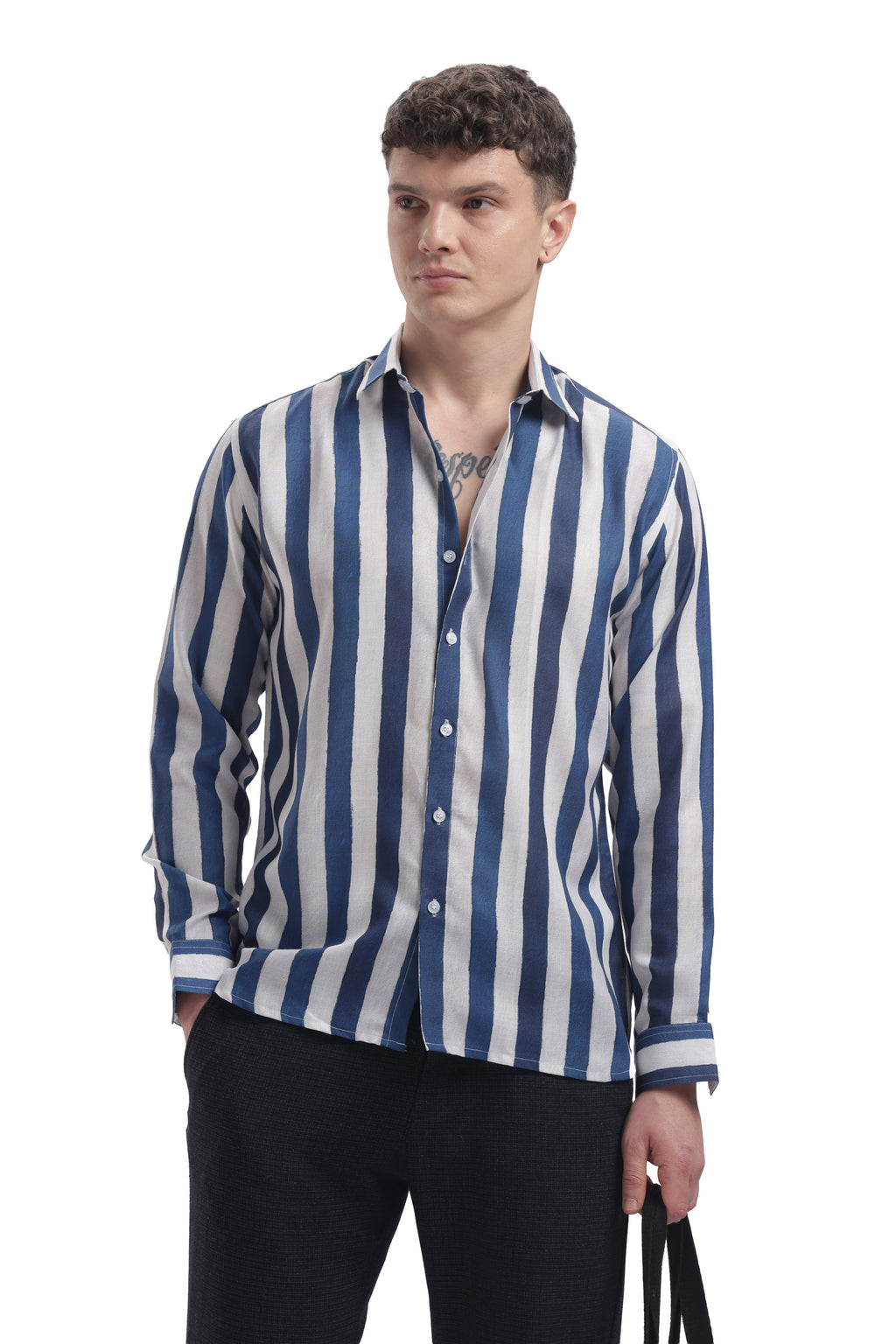 gid://shopify/Product/9622216474851