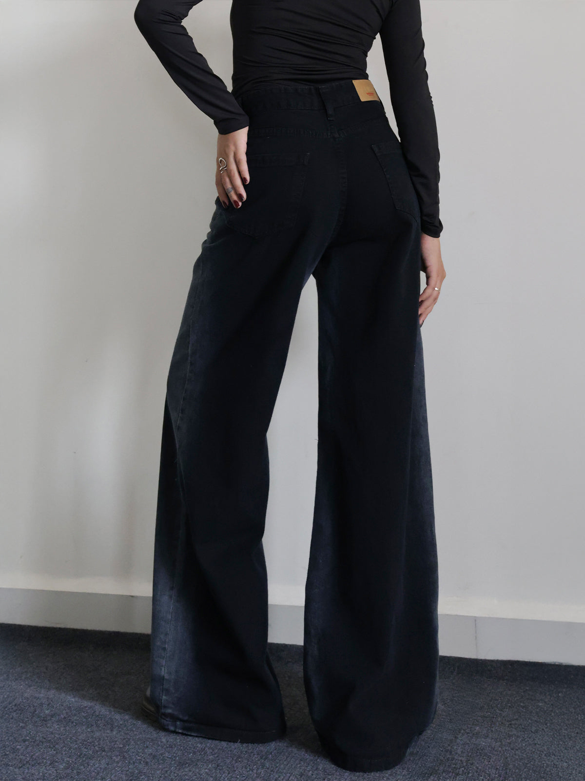 gid://shopify/Product/9622217949411