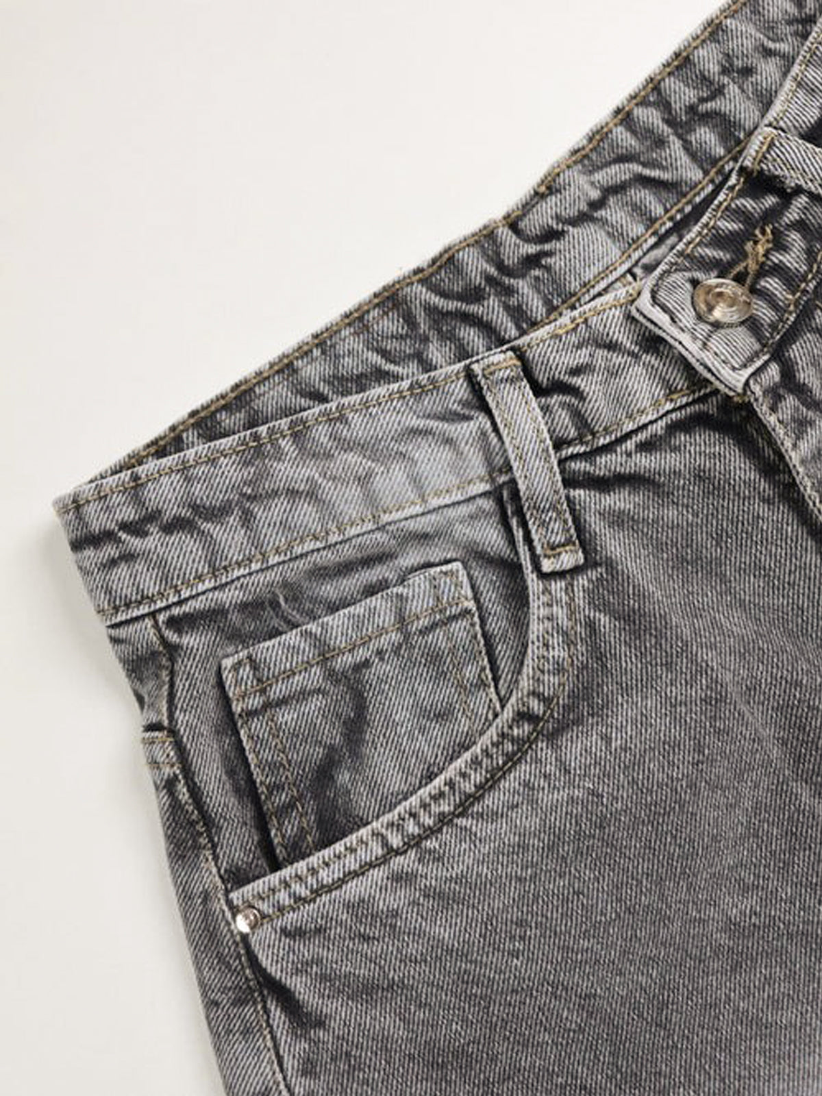 gid://shopify/Product/9622219587811