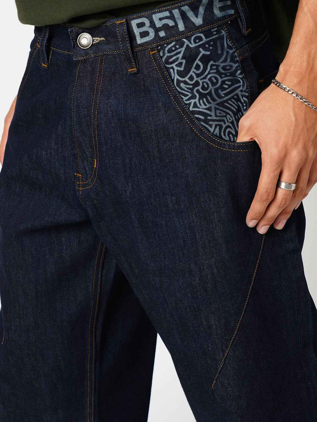 gid://shopify/Product/9622335979747
