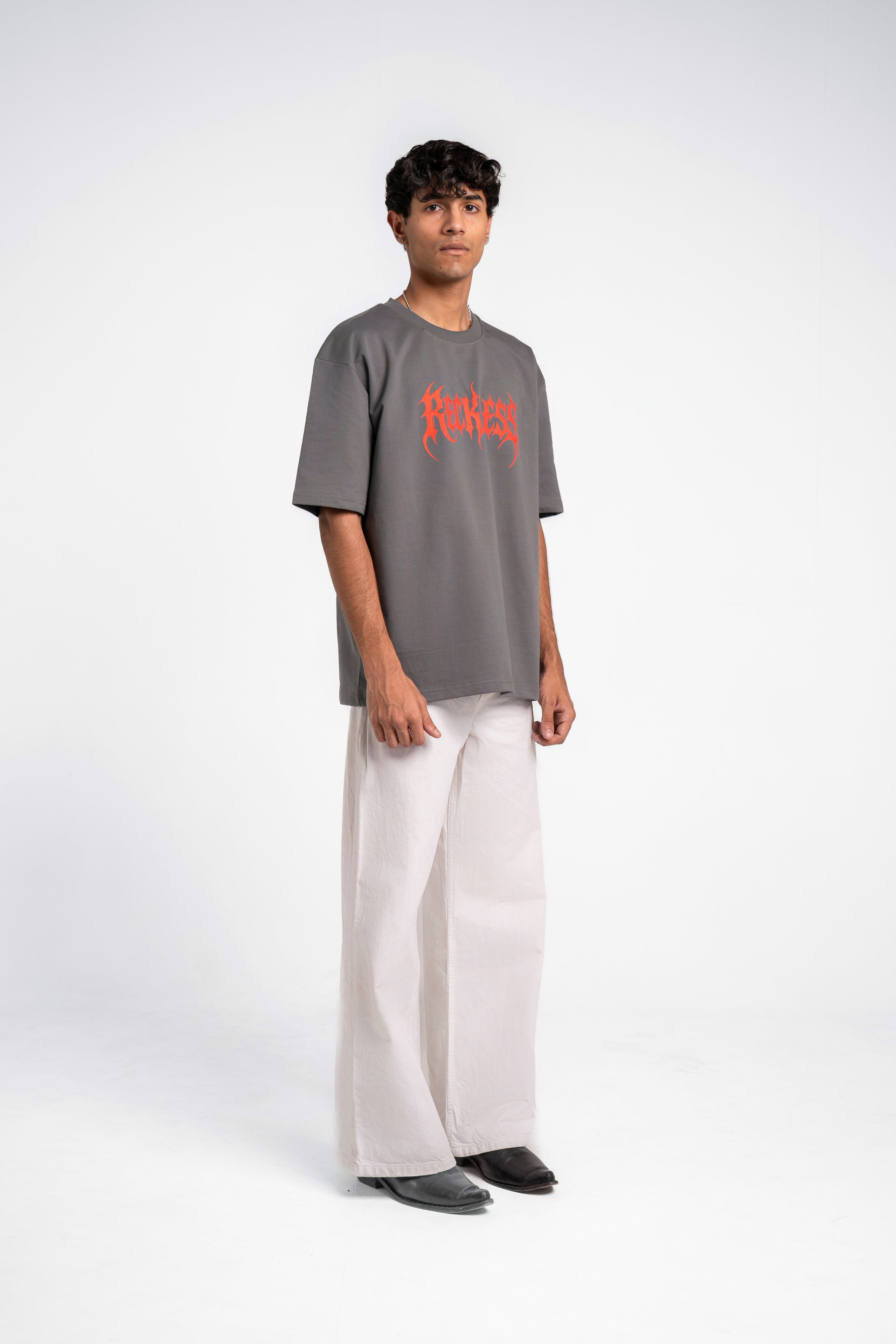 gid://shopify/Product/9622315335907