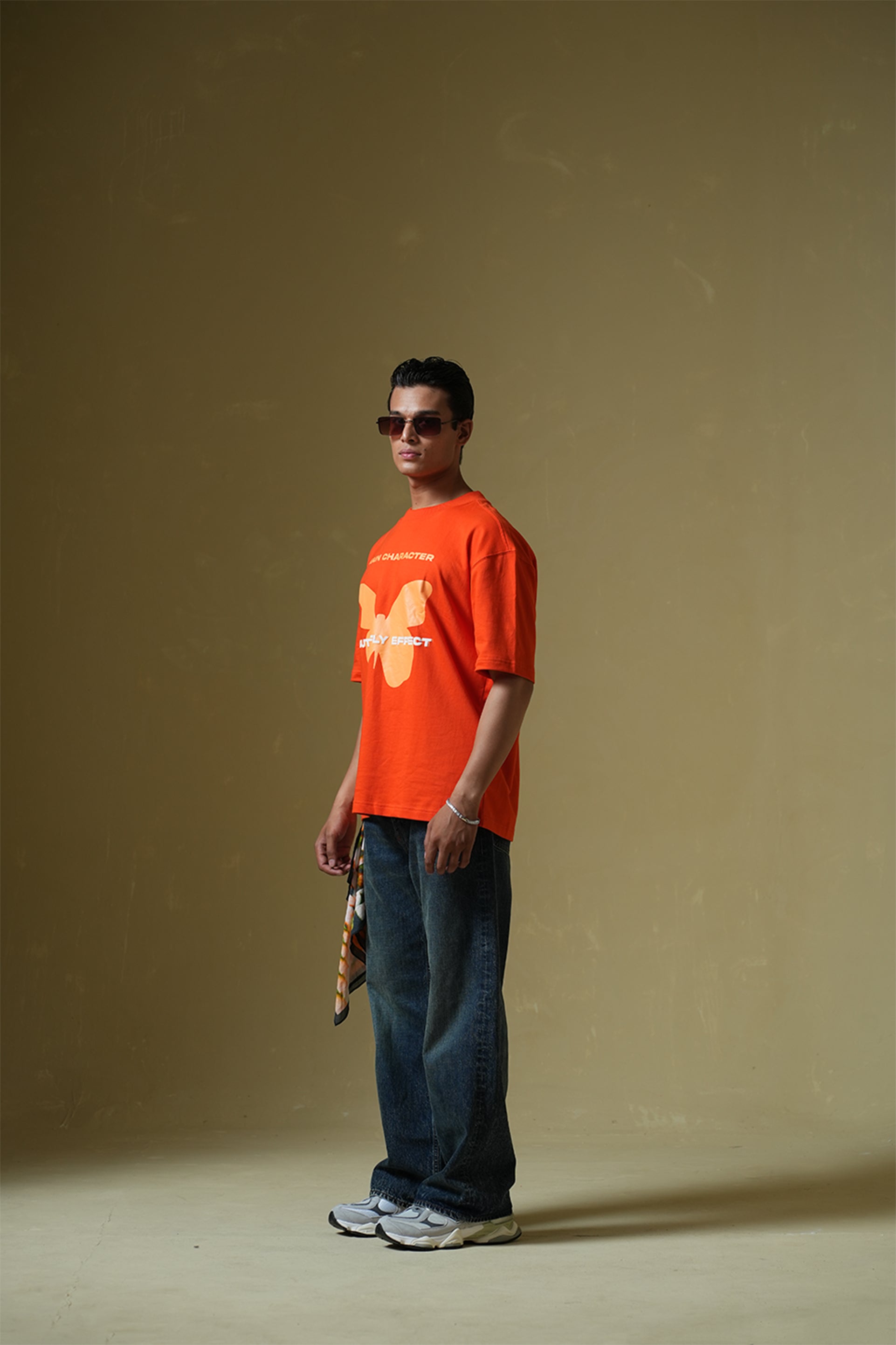 gid://shopify/Product/9622340436195