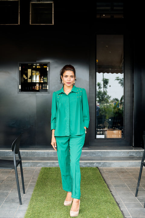 gid://shopify/Product/9622338732259