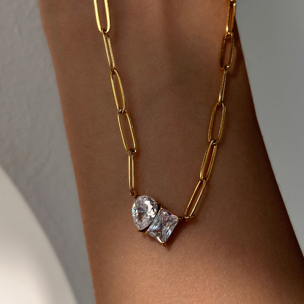gid://shopify/Product/9622334308579