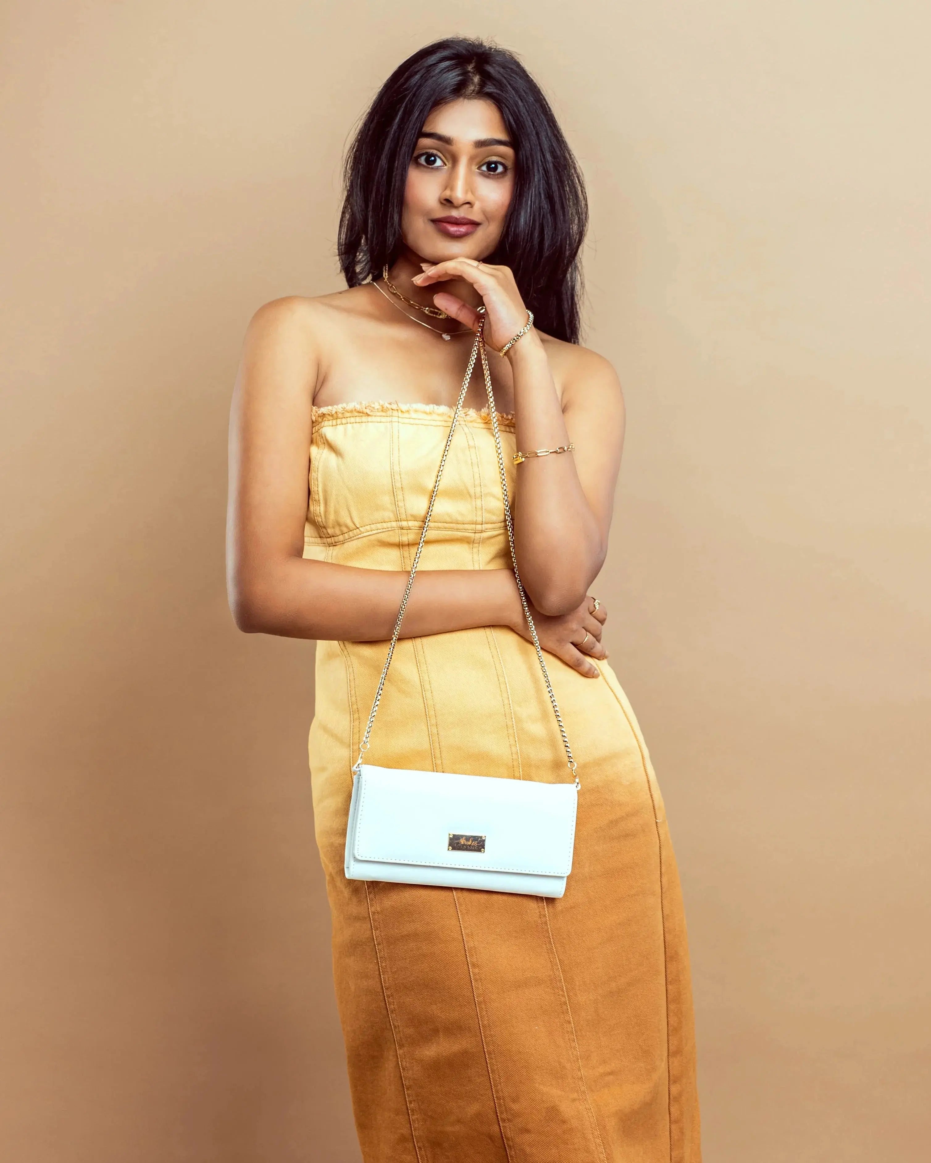 gid://shopify/Product/9622331588835
