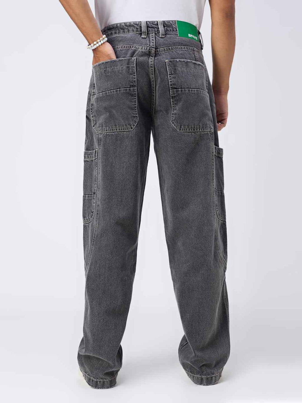 gid://shopify/Product/9622213296355