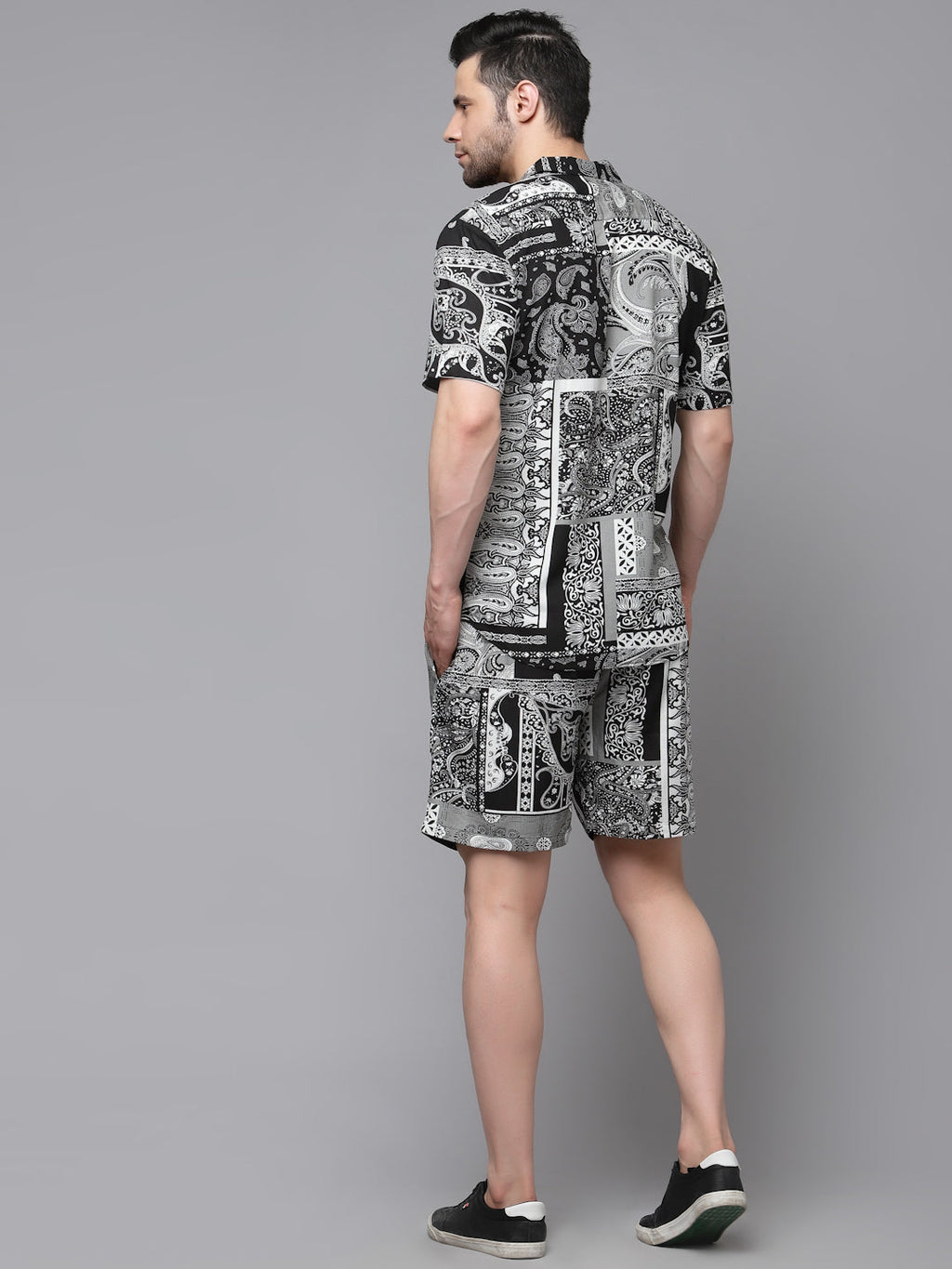 gid://shopify/Product/9622204743907