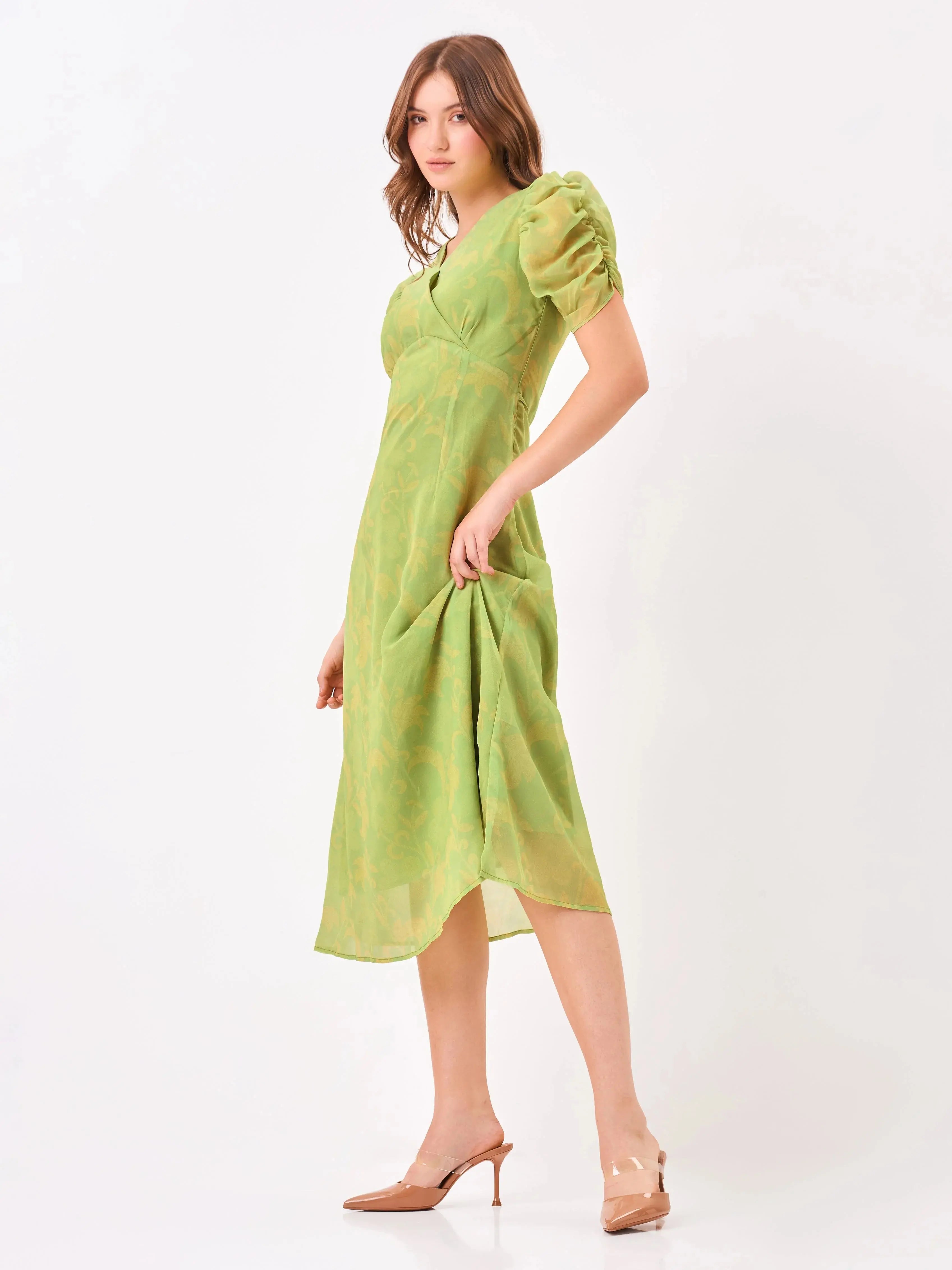 gid://shopify/Product/9622323527907