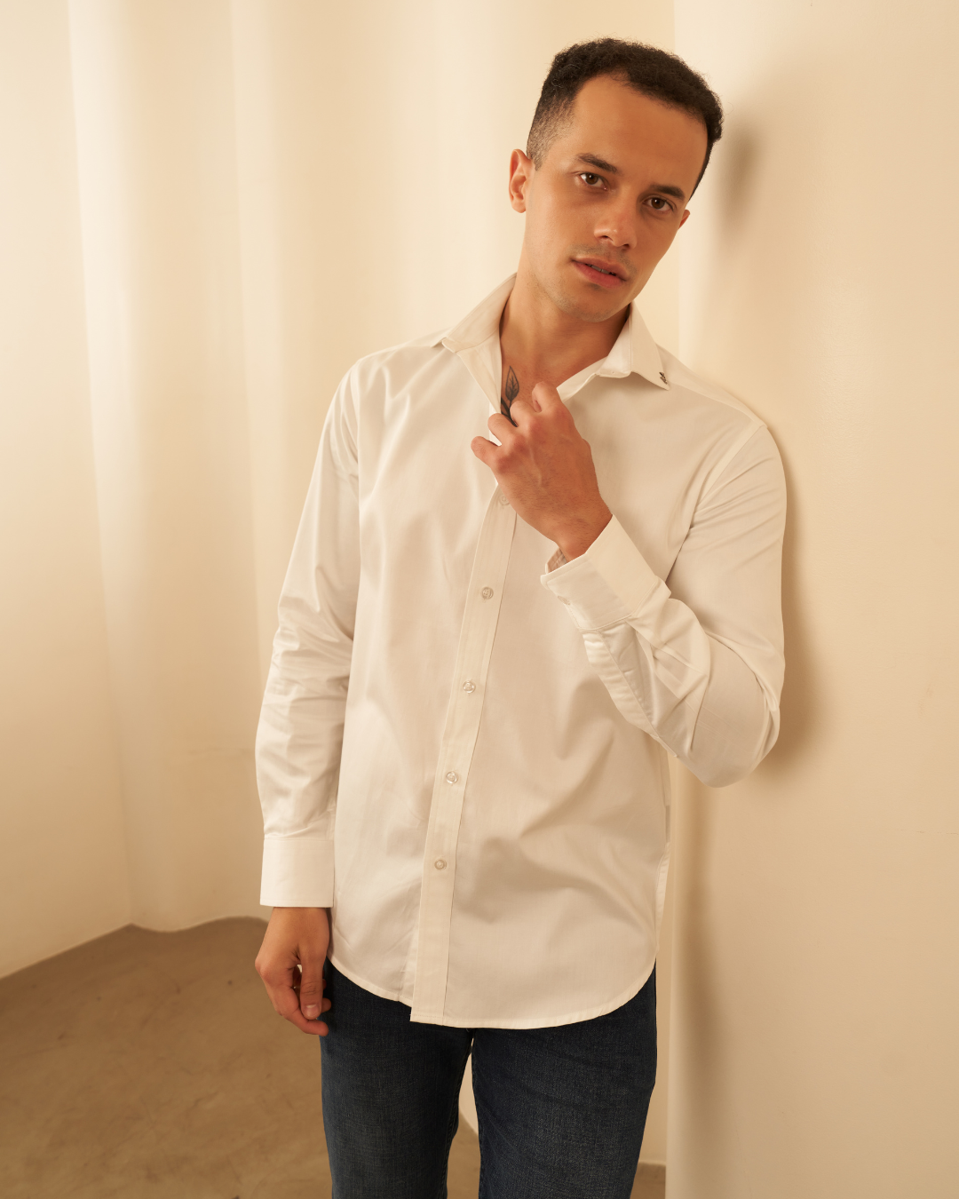 gid://shopify/Product/9622318678243