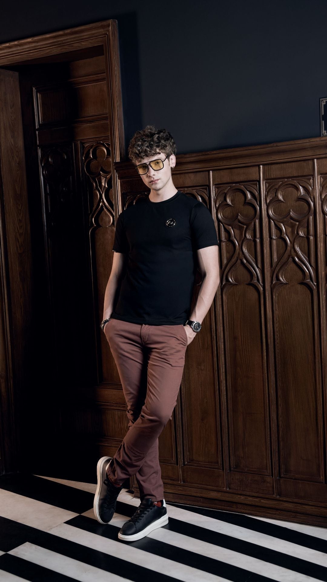 gid://shopify/Product/9622321332451
