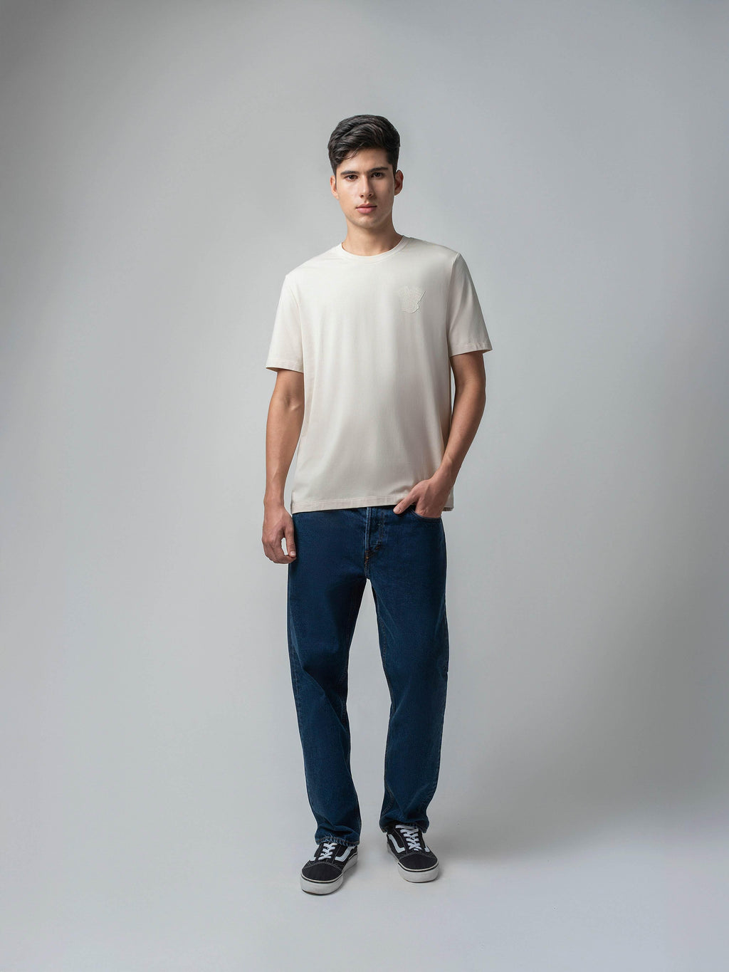 gid://shopify/Product/9622317859043
