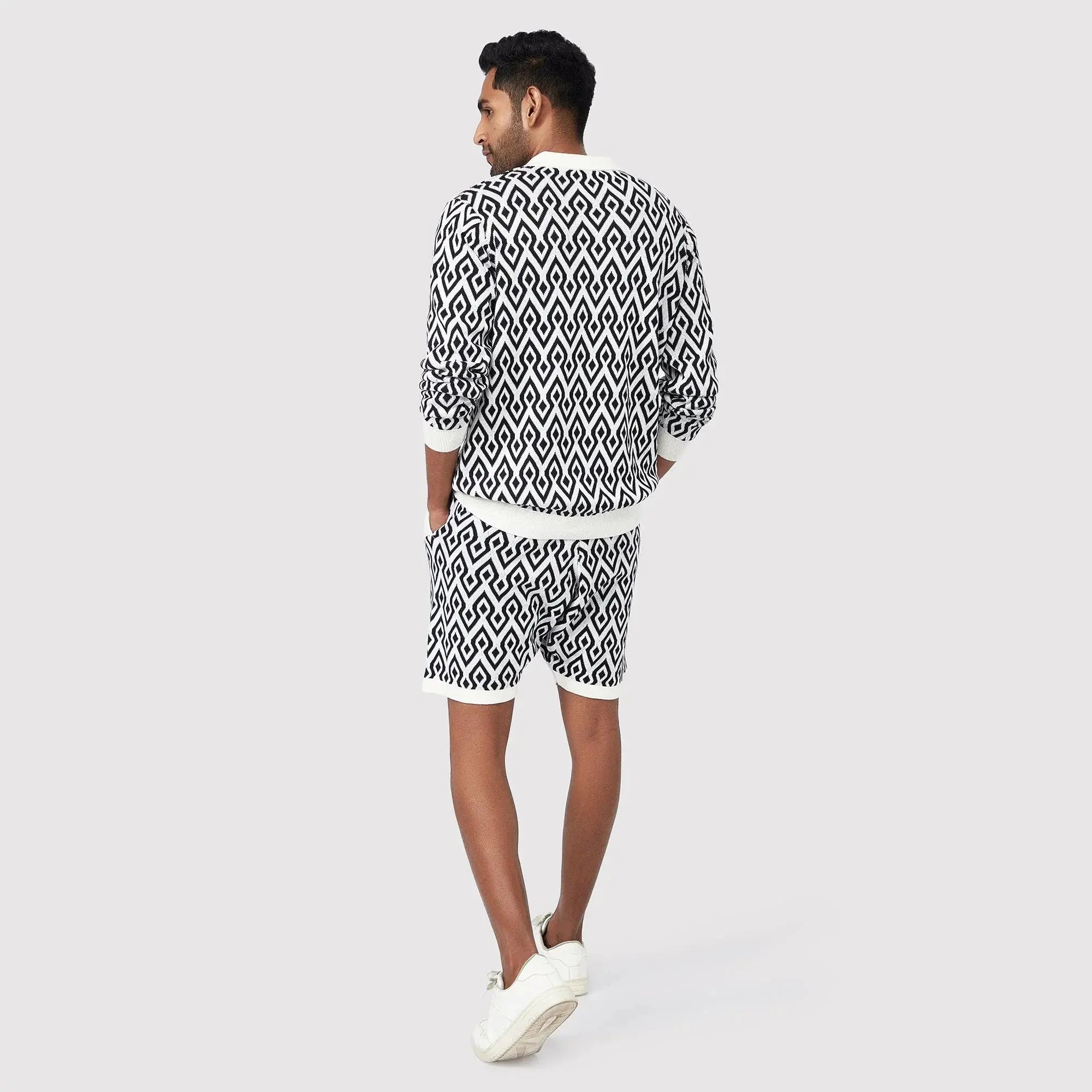 gid://shopify/Product/9622315499747