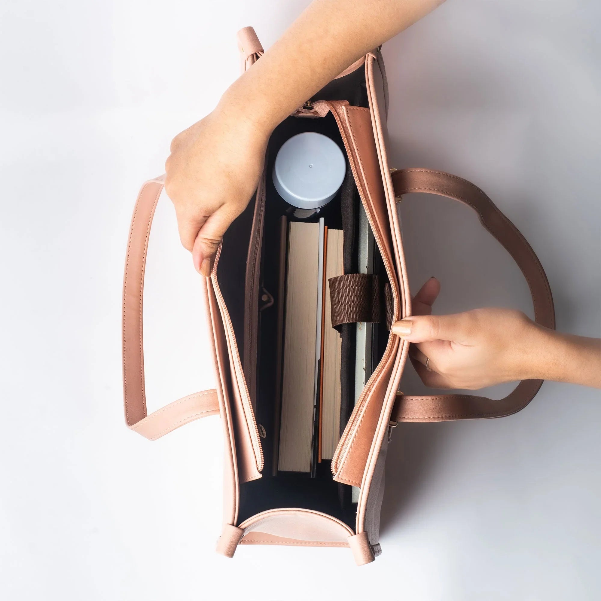 gid://shopify/Product/9622327689443