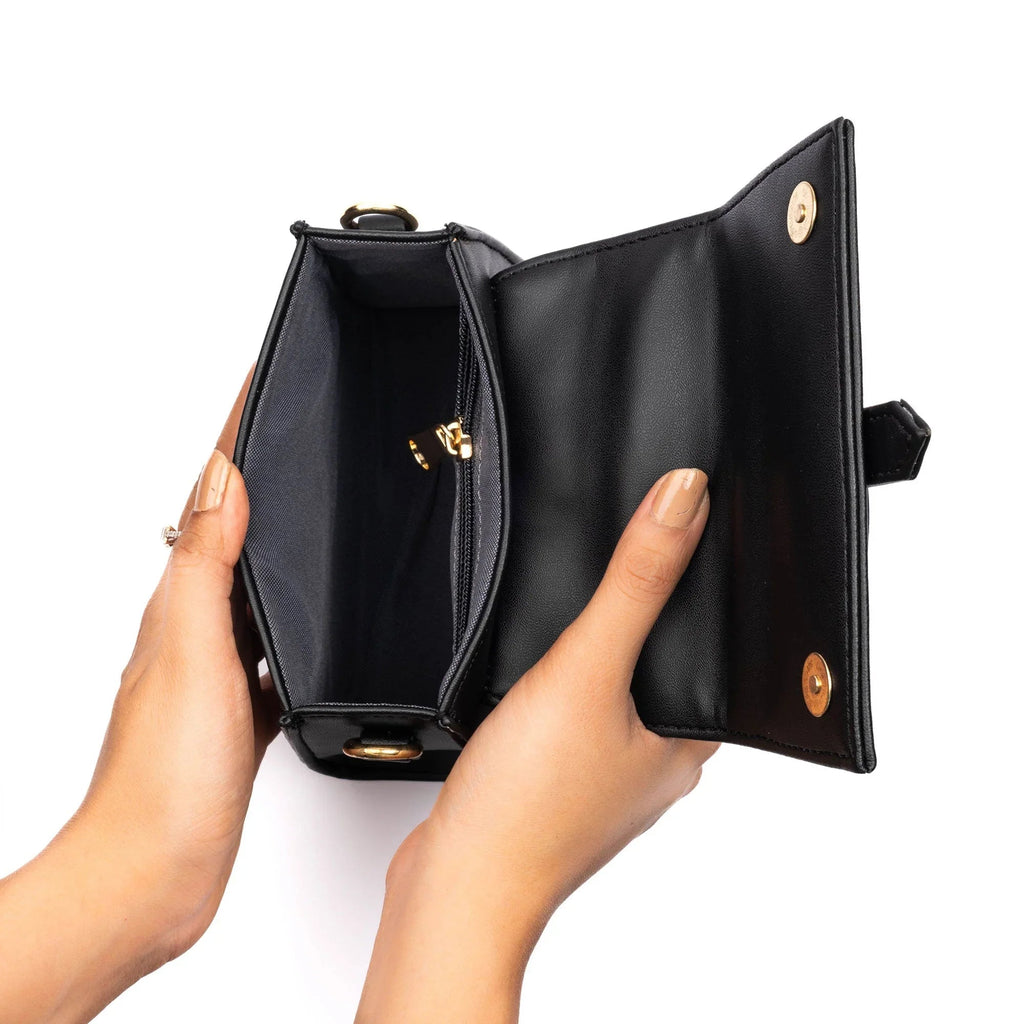 gid://shopify/Product/9622328836323