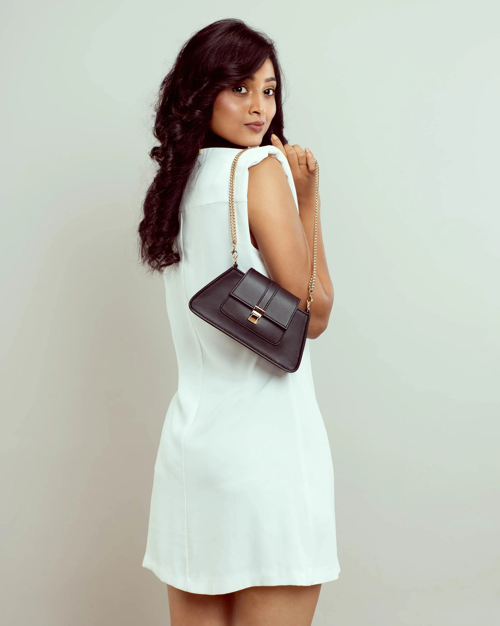 gid://shopify/Product/9622332375267