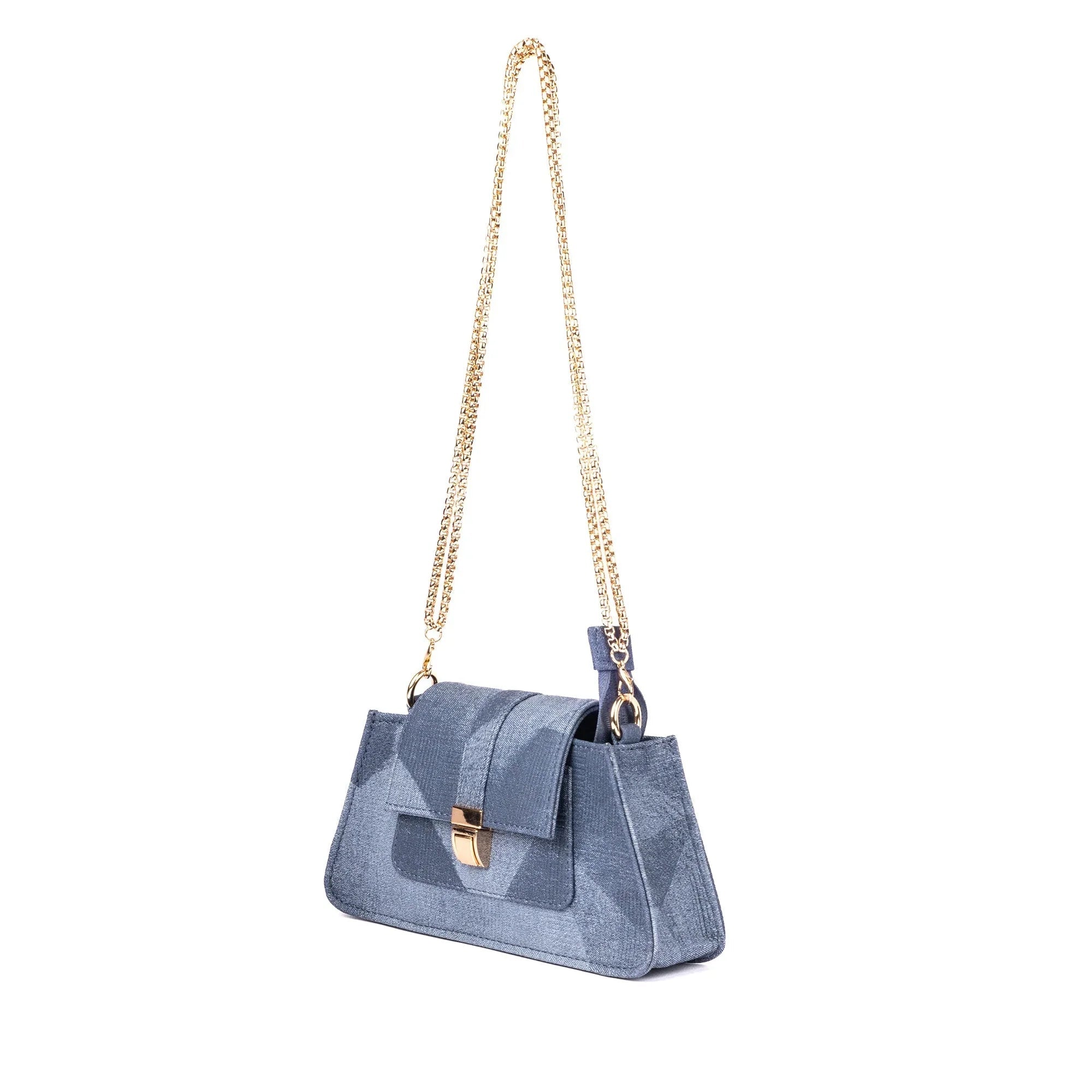 gid://shopify/Product/9622332834019