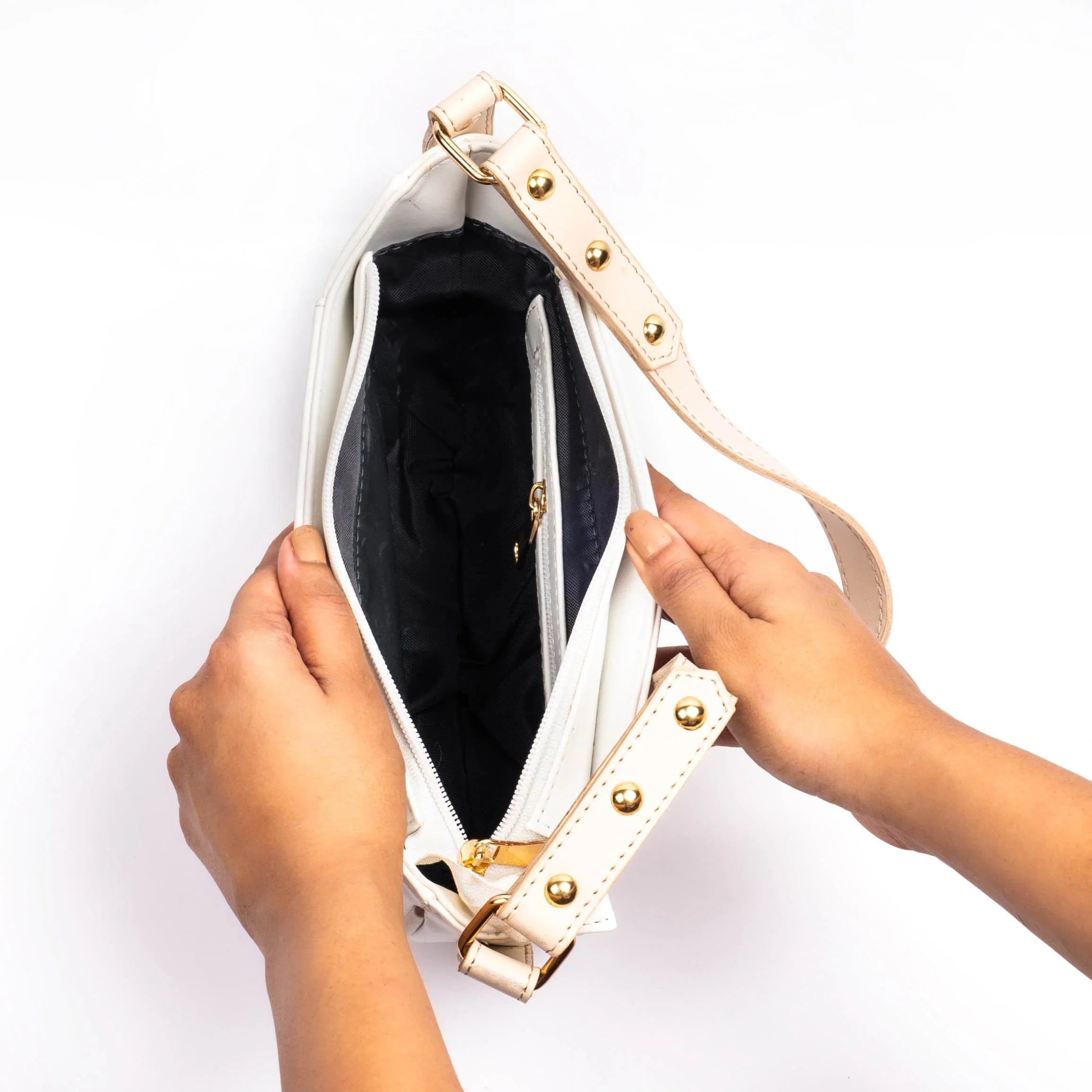 gid://shopify/Product/9622332211427